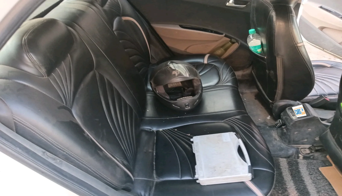 2013 Hyundai Grand i10 SPORTZ 1.2 KAPPA VTVT, Petrol, Manual, 1,69,000 km, interior