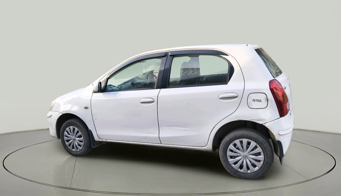 2011 Toyota Etios Liva G, Petrol, Manual, 1,21,836 km, exterior