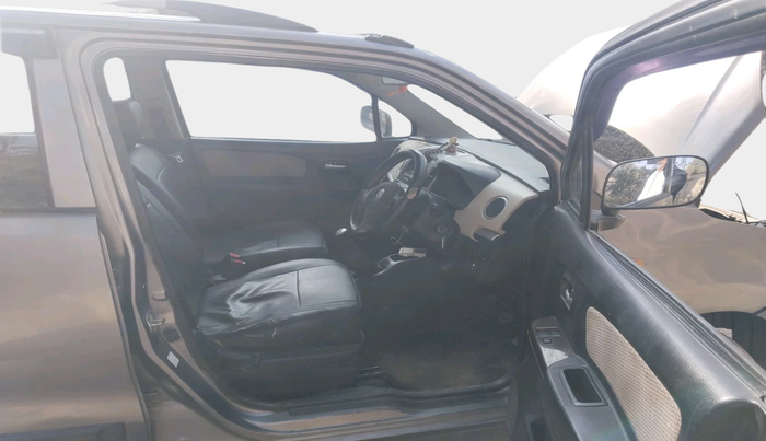 2017 Maruti Wagon R 1.0 LXI CNG, Petrol, Manual, 78,467 km, interior