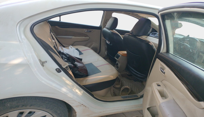 2016 Maruti Ciaz VDI+ SHVS, Diesel, Manual, 1,07,874 km, interior