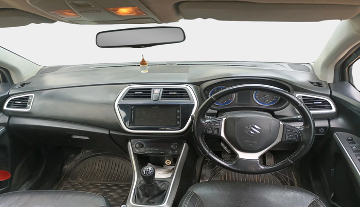 2015 Maruti S Cross ALPHA 1.3, Diesel, Manual, 1,58,671 km, interior