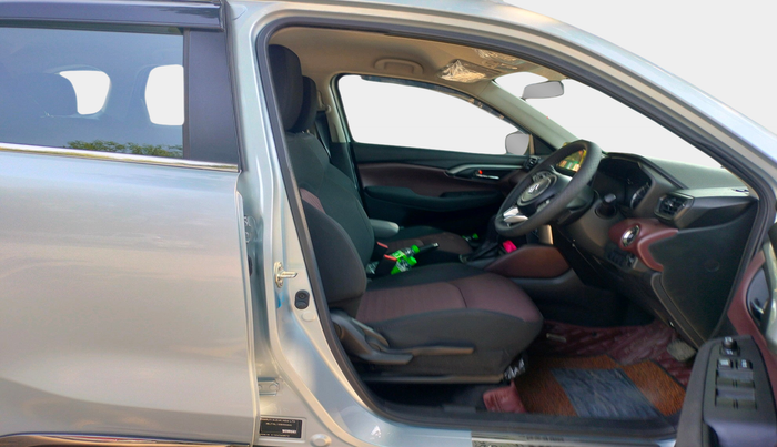 2025 Maruti Grand Vitara DELTA SMART HYBRID AT, Petrol, Automatic, 2,919 km, interior