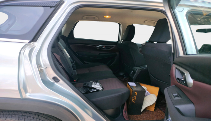 2025 Maruti Grand Vitara DELTA SMART HYBRID AT, Petrol, Automatic, 2,919 km, interior