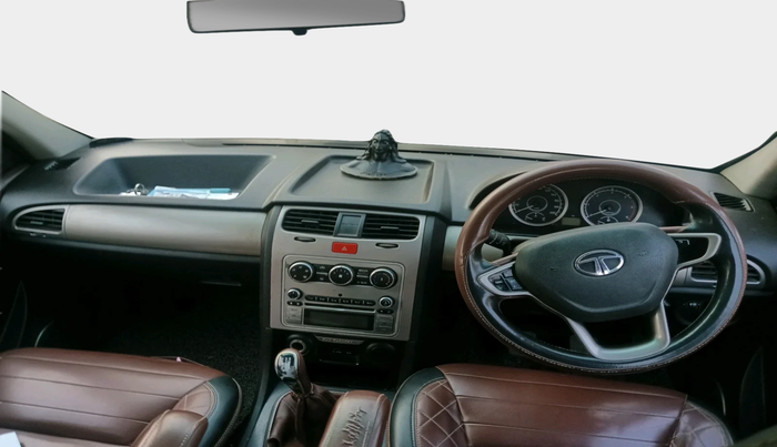 2016 Tata Safari Storme 2.2 EX 4X2, Diesel, Manual, 1,29,629 km, interior