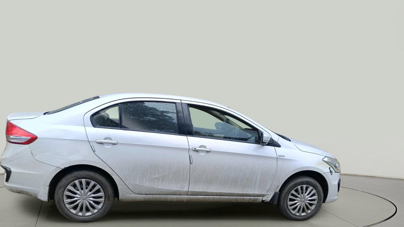 2014 Maruti Ciaz VXI+, Petrol, Manual, 1,22,356 km, exterior