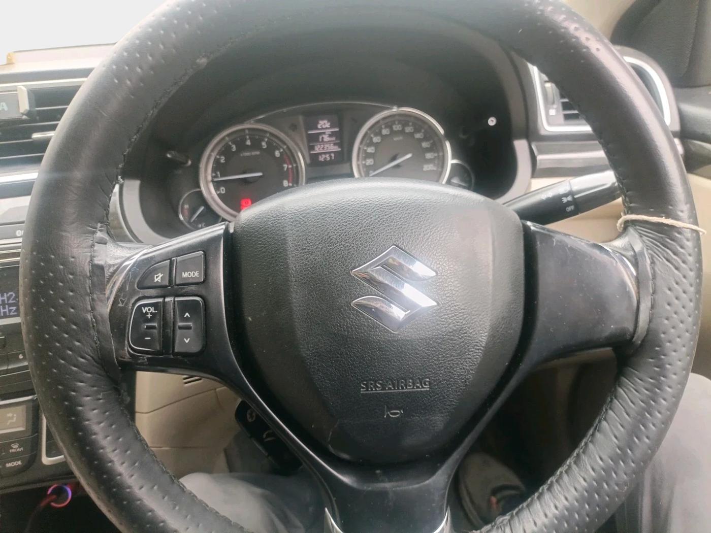 2014 Maruti Ciaz VXI+, Petrol, Manual, 1,22,356 km, interior