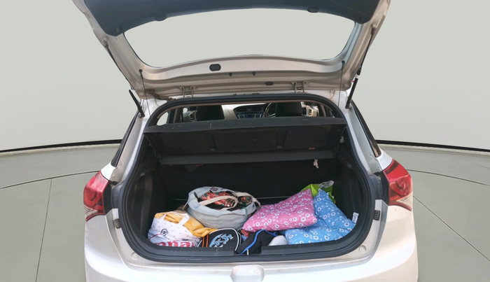 2016 Hyundai Elite i20 MAGNA 1.2, Petrol, Manual, 61,312 km, exterior