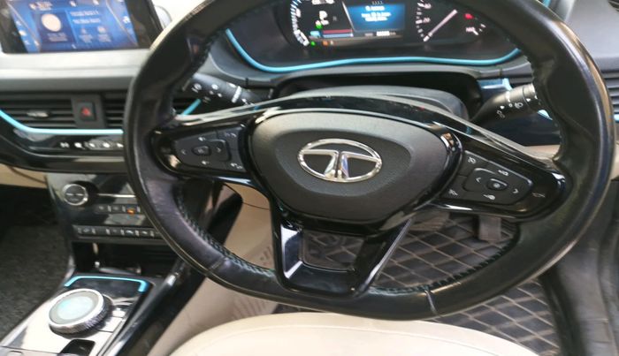 2022 Tata NEXON EV XZ PLUS LUX, Electric, Automatic, 26,505 km, interior