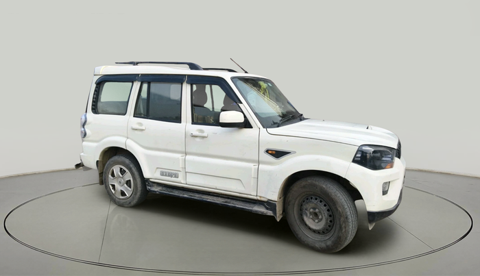 2017 Mahindra Scorpio S6 PLUS, Diesel, Manual, 61,022 km, exterior
