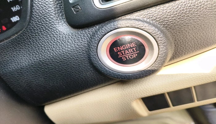 2024 Honda Amaze 1.2L I-VTEC VX, Petrol, Manual, 20,689 km, interior