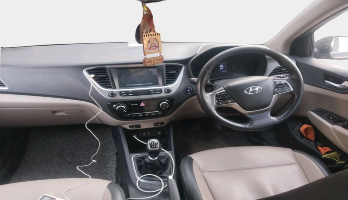 2018 Hyundai Verna 1.6 SX (O) CRDI MT, Diesel, Manual, 51,016 km, interior