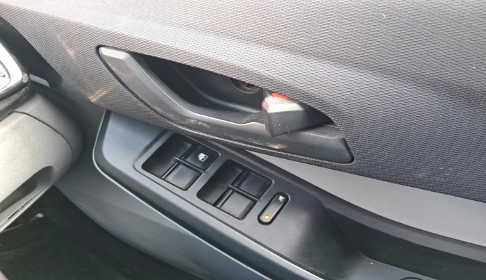 2022 Tata Tiago XT CNG, Petrol, Manual, 29,741 km, interior