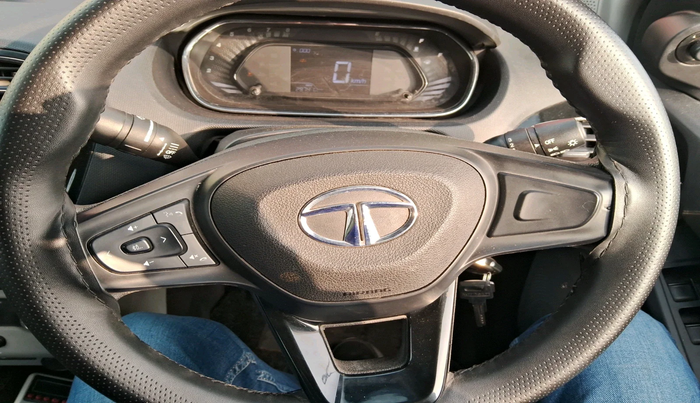 2022 Tata Tiago XT CNG, Petrol, Manual, 29,741 km, interior