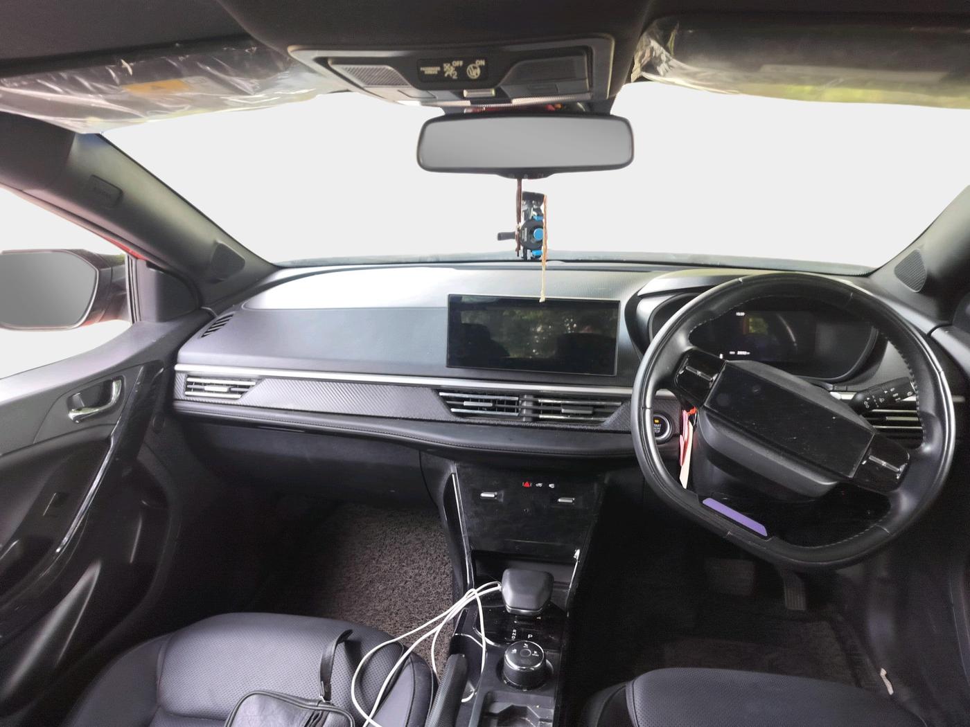 2023 Tata NEXON FEARLESS PLUS S 1.2 REVOTRON 7 DCA DT, Petrol, Automatic, 32,000 km, interior