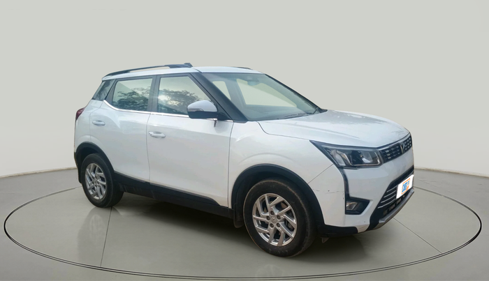2023 Mahindra XUV300 W8 1.5 DIESEL, Diesel, Manual, 42,771 km, exterior