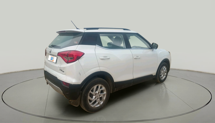 2023 Mahindra XUV300 W8 1.5 DIESEL, Diesel, Manual, 42,771 km, exterior