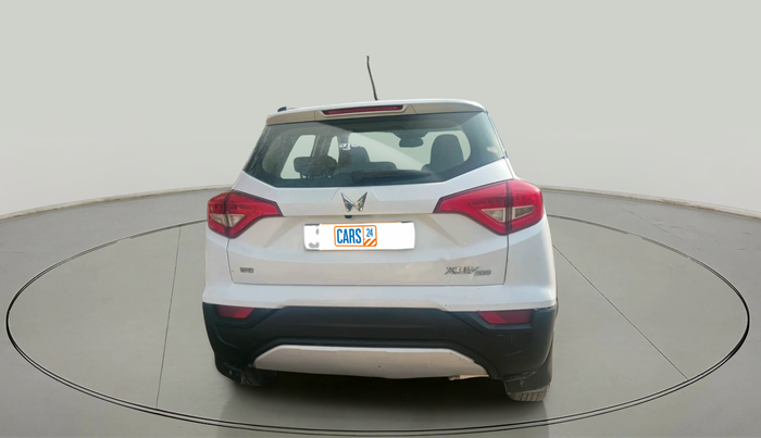 2023 Mahindra XUV300 W8 1.5 DIESEL, Diesel, Manual, 42,771 km, exterior