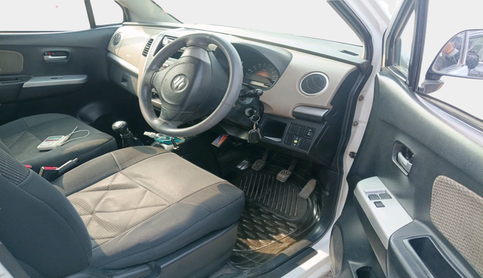 2013 Maruti Wagon R 1.0 LXI CNG, Petrol, Manual, 1,23,564 km, interior
