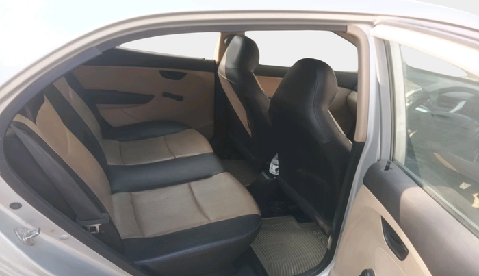 2014 Hyundai Eon ERA +, Petrol, Manual, 57,047 km, interior