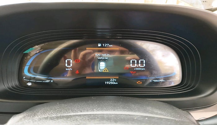 2022 Hyundai VENUE SX 1.2 PETROL, Petrol, Manual, 19,250 km, interior