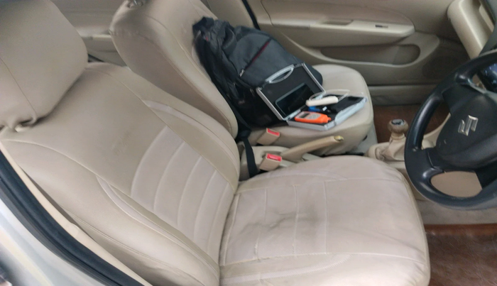 2013 Maruti Swift Dzire VXI, Petrol, Manual, 1,17,060 km, interior