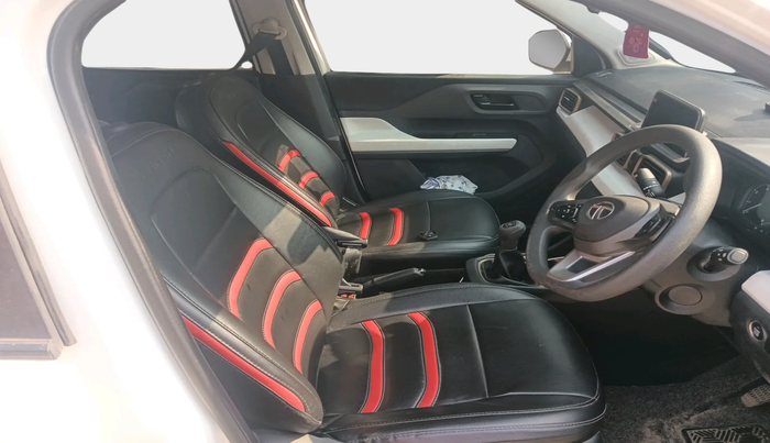 2022 Tata PUNCH ACCOMPLISHED MT, Petrol, Manual, 25,829 km, interior