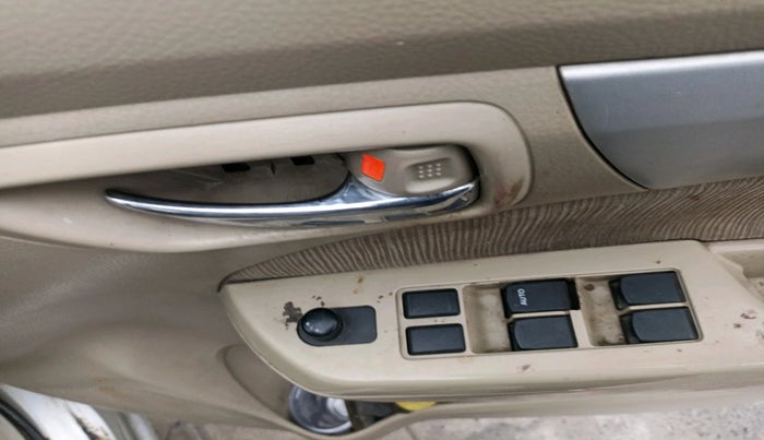 2013 Maruti Ertiga VDI, Diesel, Manual, 2,09,698 km, interior