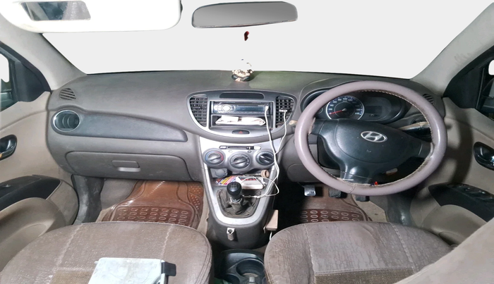 2010 Hyundai i10 MAGNA 1.2, Petrol, Manual, 1,70,942 km, interior
