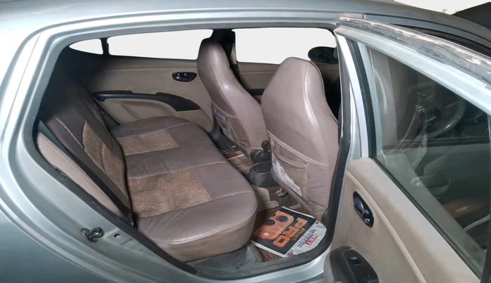 2010 Hyundai i10 MAGNA 1.2, Petrol, Manual, 1,70,942 km, interior