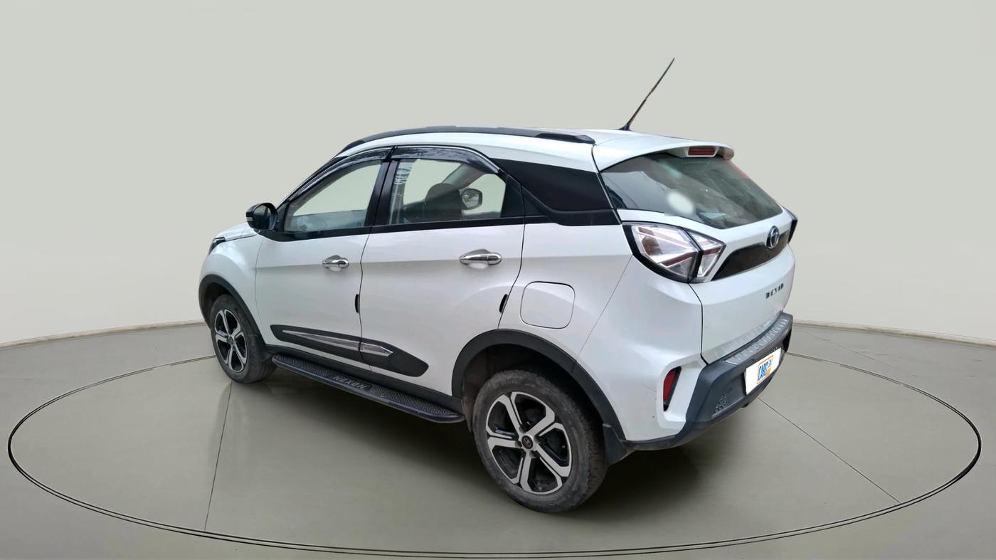 2022 Tata NEXON XM SUNROOF PETROL, Petrol, Manual, 7,36,666 km, exterior