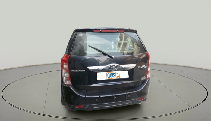 2016 Mahindra XUV500 W6 AT 1.99, Diesel, Automatic, 1,06,643 km, exterior