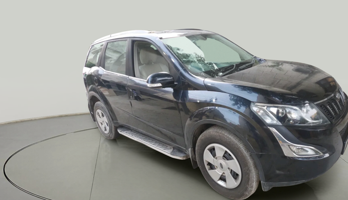 2016 Mahindra XUV500 W6 AT 1.99, Diesel, Automatic, 1,06,643 km, exterior