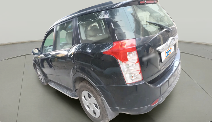 2016 Mahindra XUV500 W6 AT 1.99, Diesel, Automatic, 1,06,643 km, exterior
