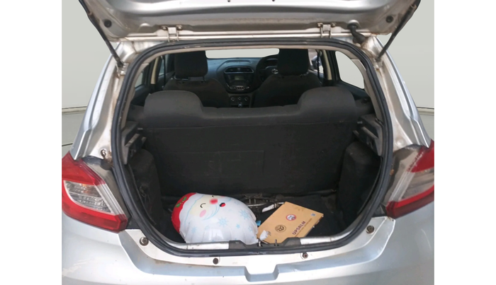 2018 Tata Tiago XZ DIESEL, Diesel, Manual, 1,32,885 km, exterior