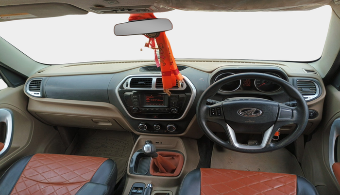 2016 Mahindra TUV300 T8, Diesel, Manual, 84,652 km, interior