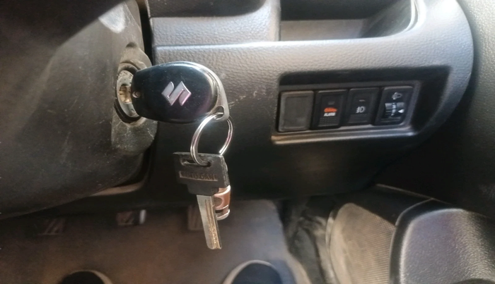 2016 Maruti Swift VDI, Diesel, Manual, 1,01,409 km, interior