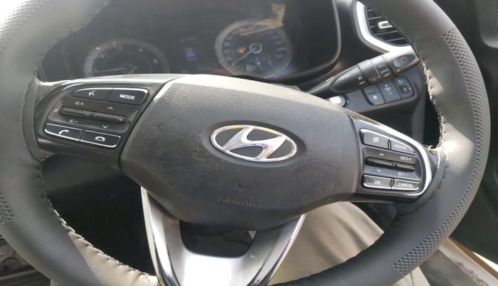 2019 Hyundai VENUE SX(O) 1.4 CRDI, Diesel, Manual, 82,724 km, interior