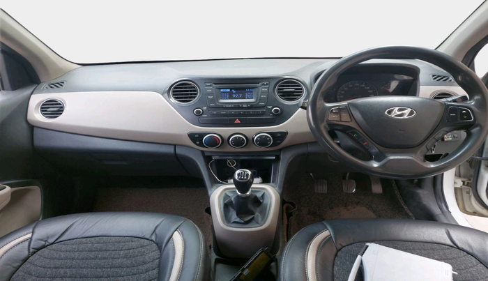 2015 Hyundai Xcent S (O) 1.2, Petrol, Manual, 1,00,951 km, interior