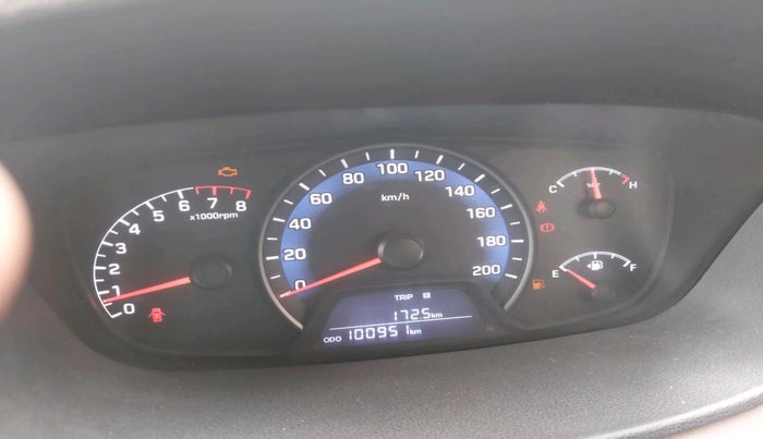 2015 Hyundai Xcent S (O) 1.2, Petrol, Manual, 1,00,951 km, interior