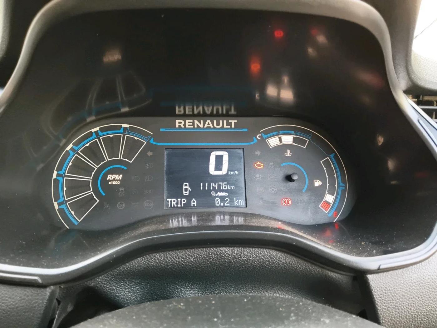 2023 Renault TRIBER RXL MT, Petrol, Manual, 1,11,476 km, interior