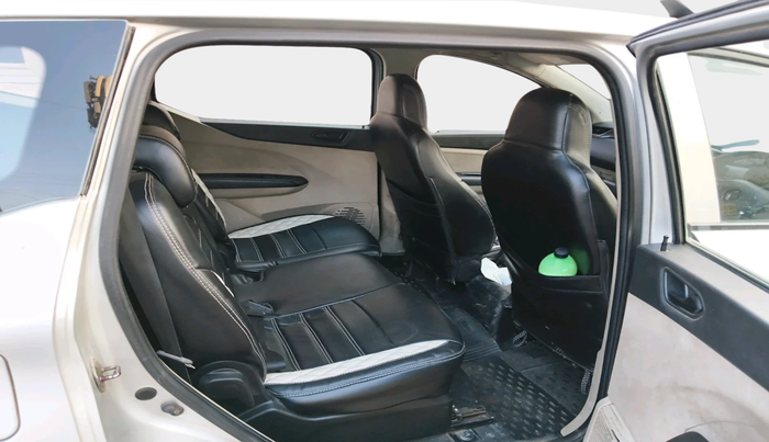 2023 Renault TRIBER RXL MT, Petrol, Manual, 1,11,476 km, interior