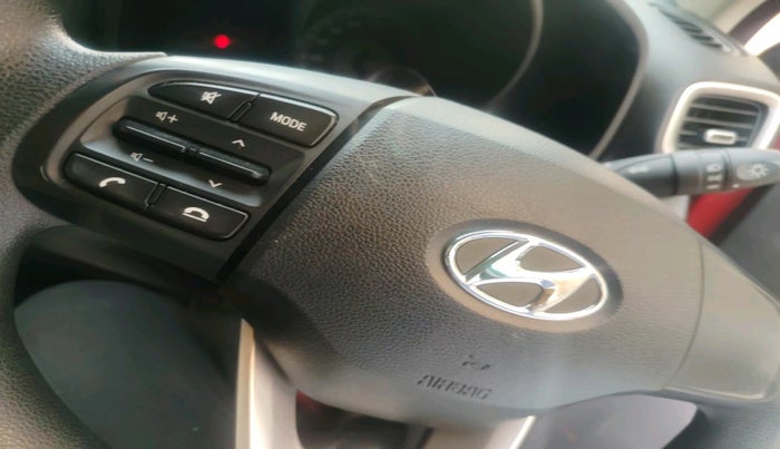 2020 Hyundai VENUE S 1.2, Petrol, Manual, 27,901 km, interior