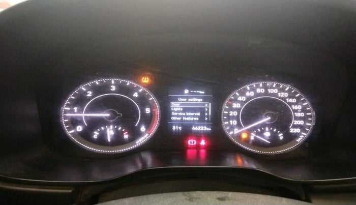 2021 Hyundai VENUE SX 1.5 (O) EXECUTIVE CRDI, Diesel, Manual, 66,223 km, interior