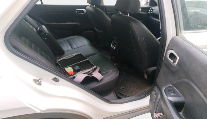 2021 Hyundai VENUE SX 1.5 (O) EXECUTIVE CRDI, Diesel, Manual, 66,223 km, interior
