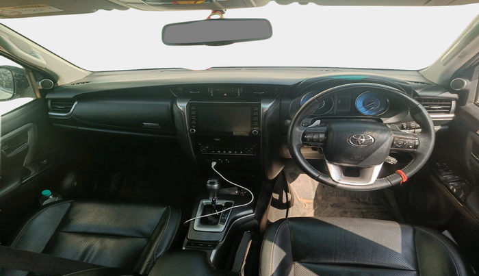 2021 Toyota Fortuner 2.8 4X2 AT, Diesel, Automatic, 90,041 km, interior