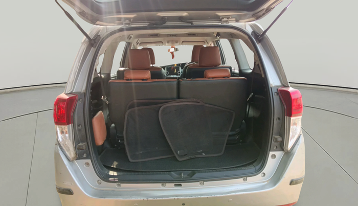 2017 Toyota Innova Crysta 2.8 GX AT 8 STR, Diesel, Automatic, 1,22,491 km, exterior