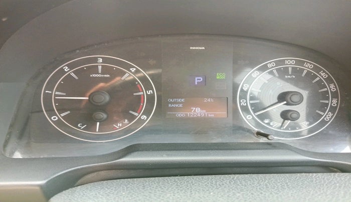 2017 Toyota Innova Crysta 2.8 GX AT 8 STR, Diesel, Automatic, 1,22,491 km, interior