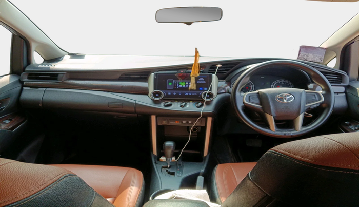 2017 Toyota Innova Crysta 2.8 GX AT 8 STR, Diesel, Automatic, 1,22,491 km, interior