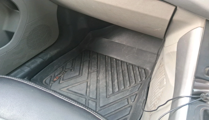 2018 Tata NEXON XM DIESEL, Diesel, Manual, 1,23,677 km, interior