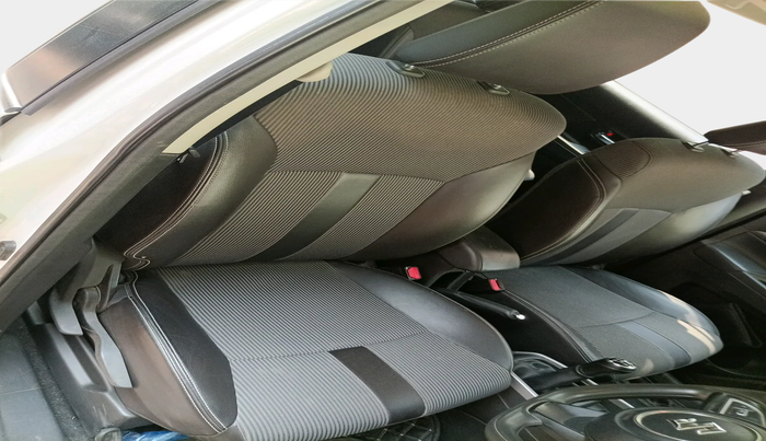 2022 Maruti XL6 ZETA MT, Petrol, Manual, 46,090 km, interior